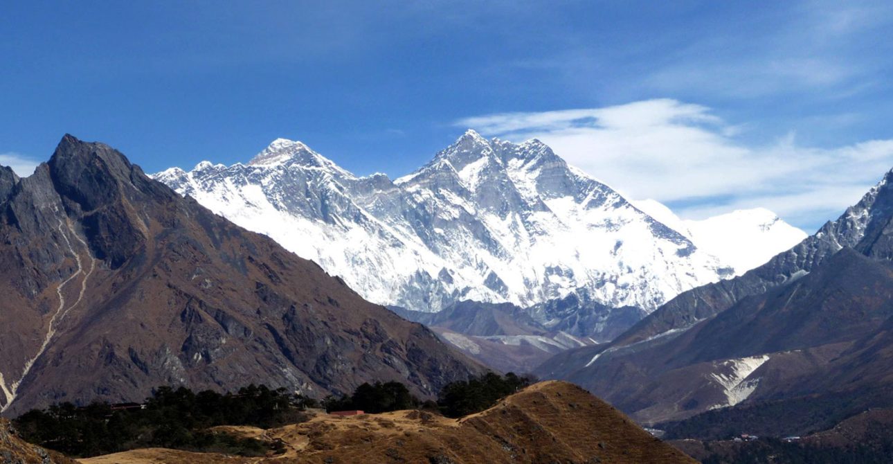 How to Choose the Best Trekking Company for Everest Base Camp Trek 2023 / 2024 ?