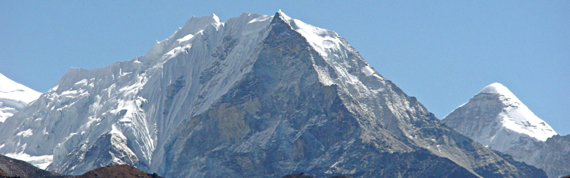 Island peak via Everest Base Camp